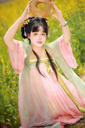 [YITUYU]艺图语 2025.06.16 凌妙妙 苗苗 [13P-121MB]