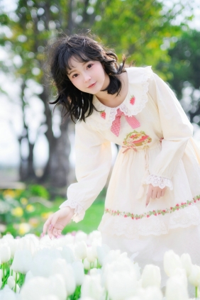 [YITUYU]艺图语 2025.04.23 鲜花人间 Disexi思宁 [20P-371MB]