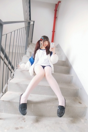 二次元美女古川kagura - 白丝体操运动服 [43P2V-171MB]