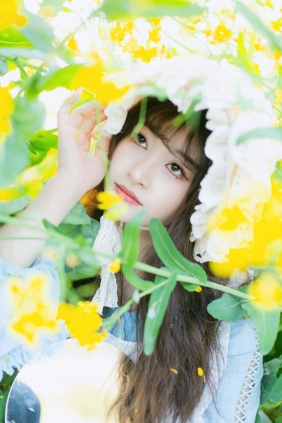 [YITUYU]艺图语 2025.05.31 故事里的小黄花 是三三吖 [54P-665MB]