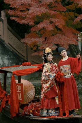 [YITUYU]艺图语 2025.10.17 良缘由夙缔 佳偶自天成 [9P-34MB]