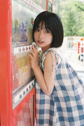 [YITUYU]艺图语 2025.08.07 我顶着大太阳，只想给你撑伞 我是圆柱 [27P-158MB]