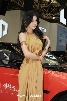 精选街拍视频 No.10011 完美颜值女神桑桑crow [120P-3.90GB]