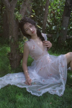 [YITUYU]艺图语 2025.09.28 野蔷薇 怎么可以吃兔兔 [9P-60MB]