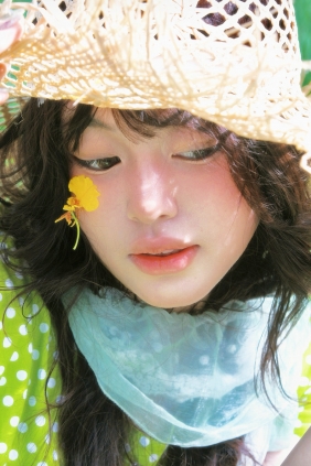 [YITUYU]艺图语 2025.09.23 我可否將你比作一個夏日 [10P-370MB]