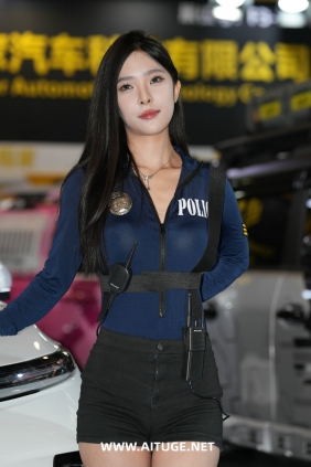 精选街拍视频 No.9741 靓丽制服风 [100P1V-4.62GB]