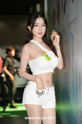 精选街拍视频 No.9654 裸色高跟肉丝绝配 [180P-5.83GB]