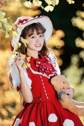 [YITUYU]艺图语 2025.09.26 银杏小清新拍照 暴躁的果酱大爷 [26P-517MB]