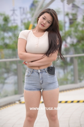 精选街拍视频 No.9815 肉感蓝牛热裤 [237P1V-4.33GB]