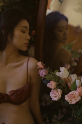 [YITUYU]艺图语 2025.10.16 梅子熟了 六六 [9P-32MB]