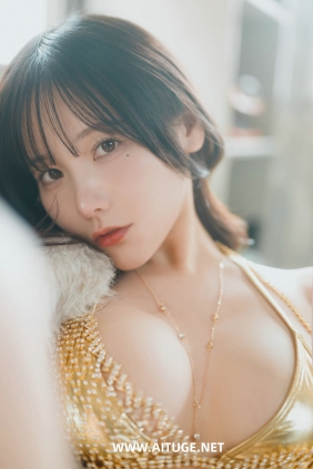 日本甜美COSERけんけん - Gold [110P-970MB]