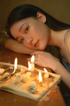 [YITUYU]艺图语 2025.10.10 烛火 小月 [25P-240MB]