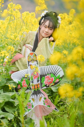 [YITUYU]艺图语 2025.09.10 古风人像拍摄 西柚 [14P-318MB]