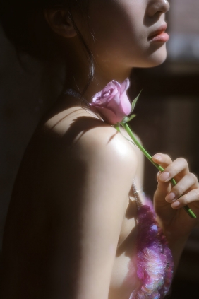 [YITUYU]艺图语 2025.08.14 紫 鹿尾儿儿 [13P-39MB]