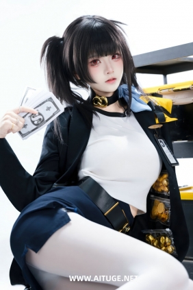 九柒喵 - Nikee胜利女神 索拉 [24P-128MB]