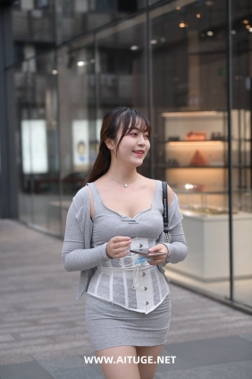 精选街拍视频 No.9739 靓丽修身包臀裙 [173P-2.73GB]