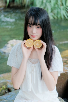 [YITUYU]艺图语 2025.09.20 湿漉漉的夏 椰汁 [29P-406MB]